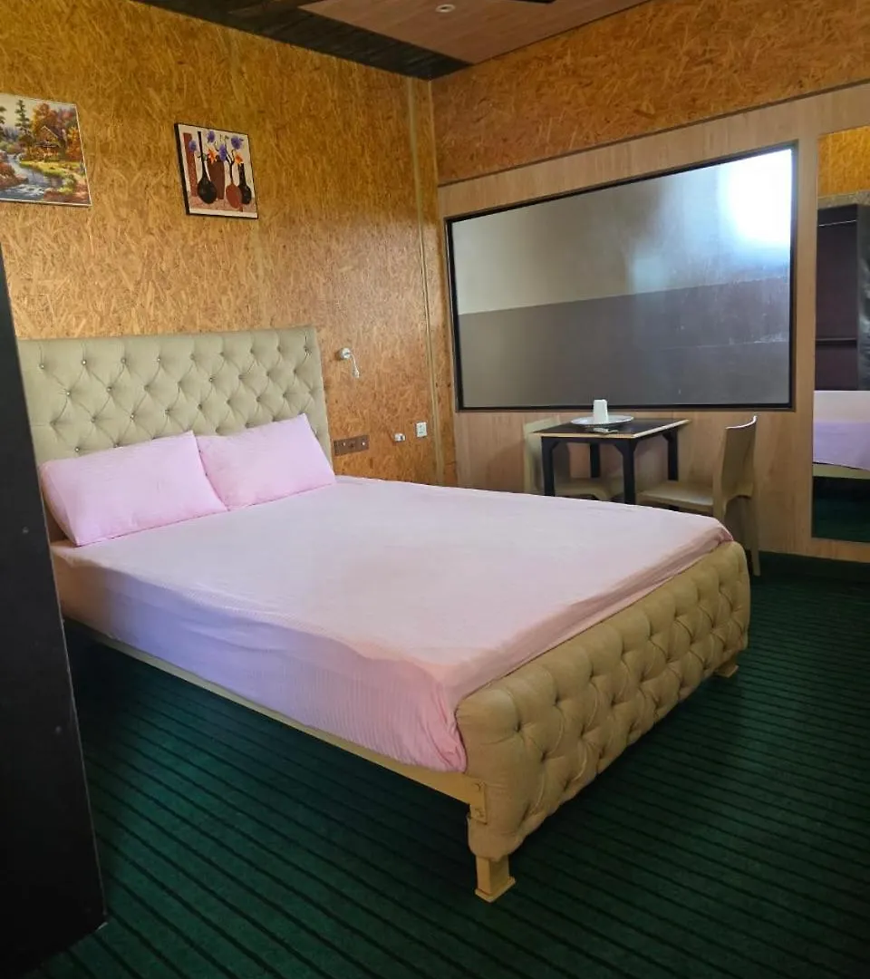 Mon Ami City Hotel Negombo