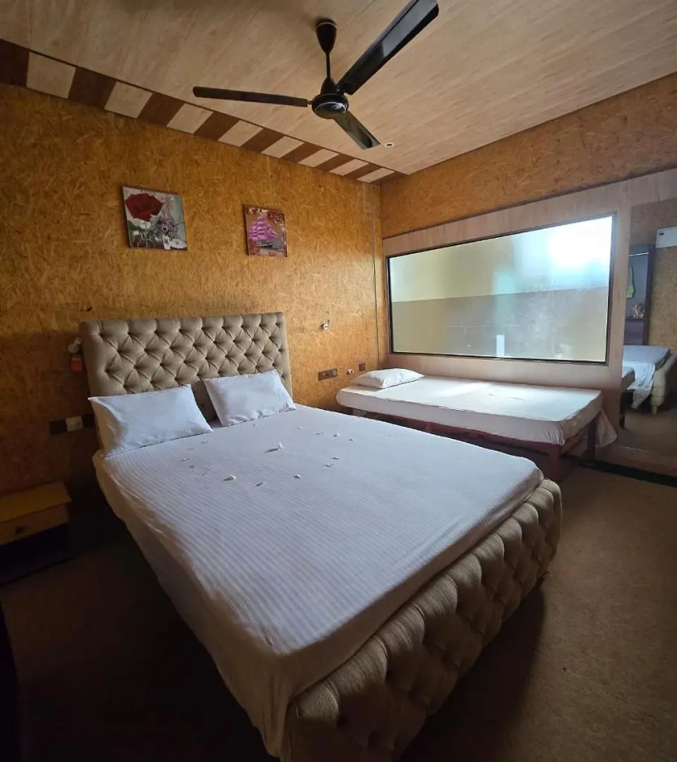 Mon Ami City Hotel Negombo