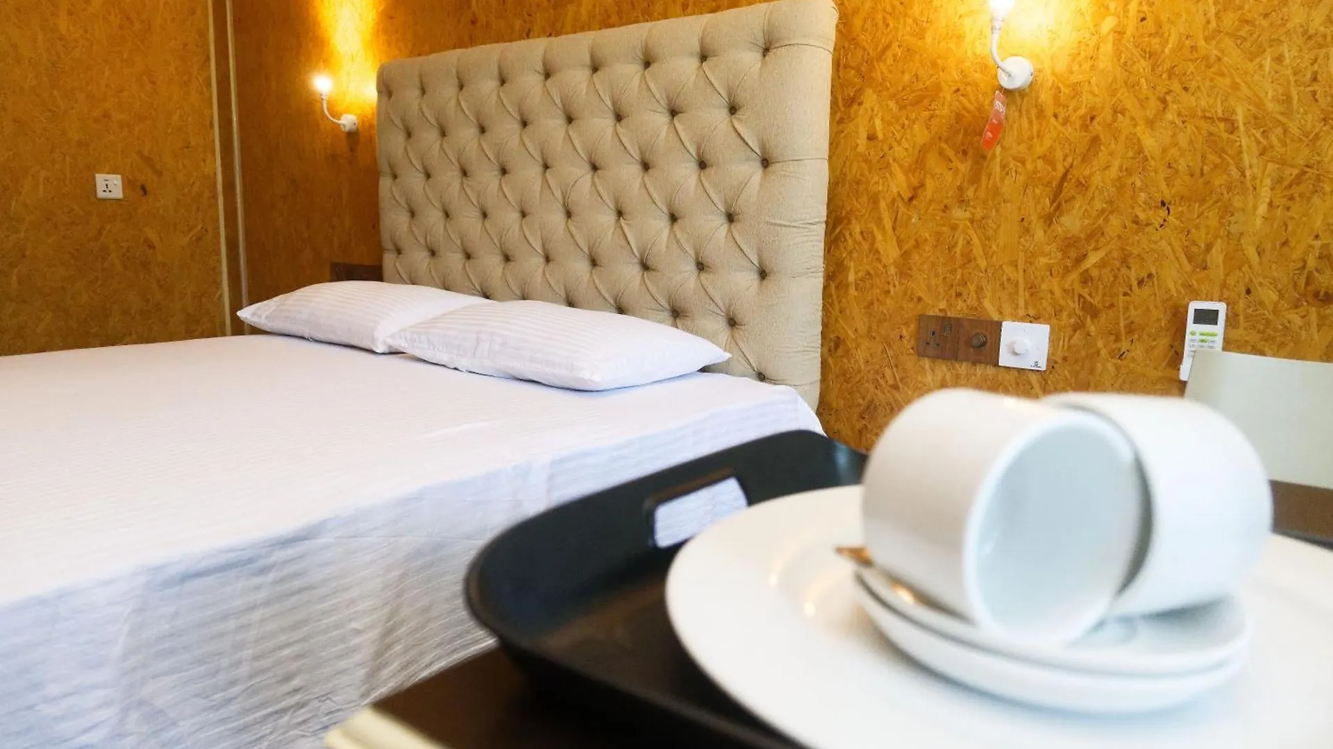 Mon Ami City Hotel Negombo