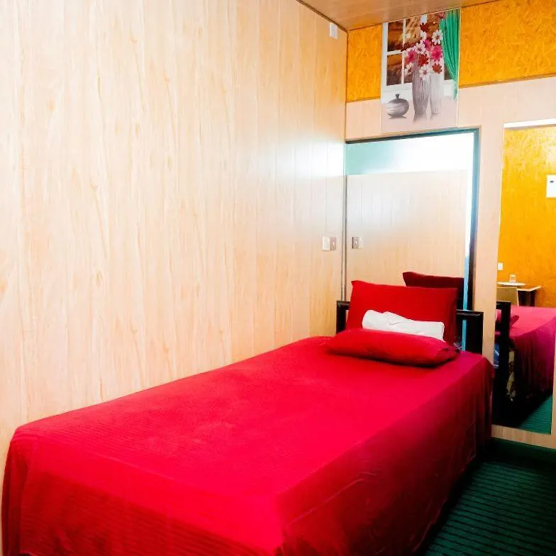 Mon Ami City Hotel Negombo